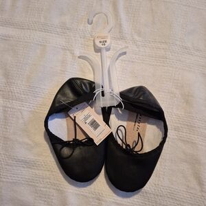 Freestyle black ballet shoes size 10 toddler NEW
